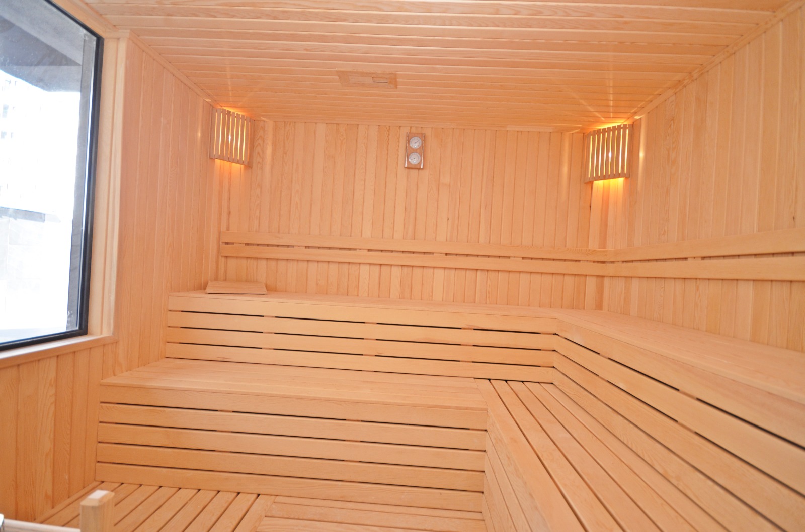 Mahmutlar Alanya'da Denize Yakın Modern 1+1 Satılık Daire