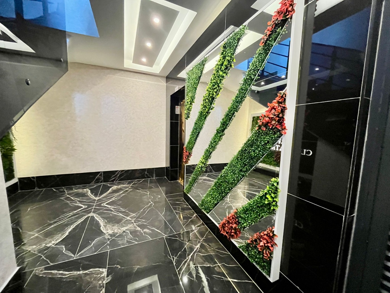 土耳其阿兰亚市中心现代豪华住宅：尊享顶级SPA与地中海品质生活