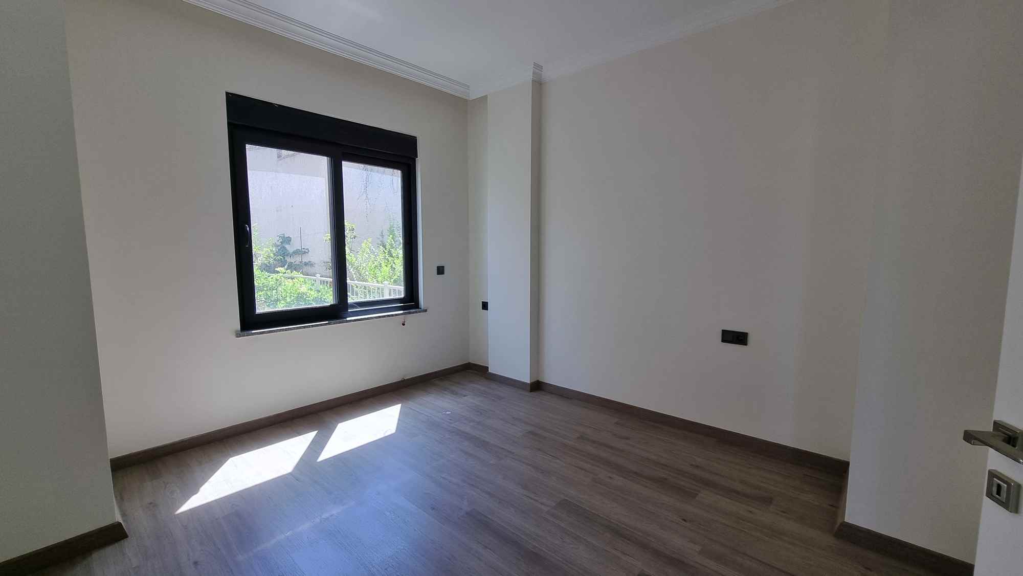 Møbleret duplex-lejlighed med privat have i Kargicak