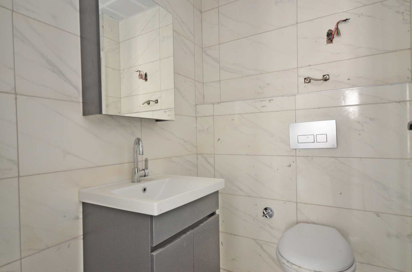 Moderne Küstenwohnung in Mahmutlar Alanya mit exklusiver Gartenanlage