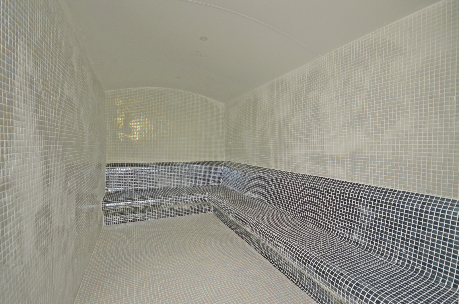 Moderne Küstenwohnung in Mahmutlar Alanya mit exklusiver Gartenanlage