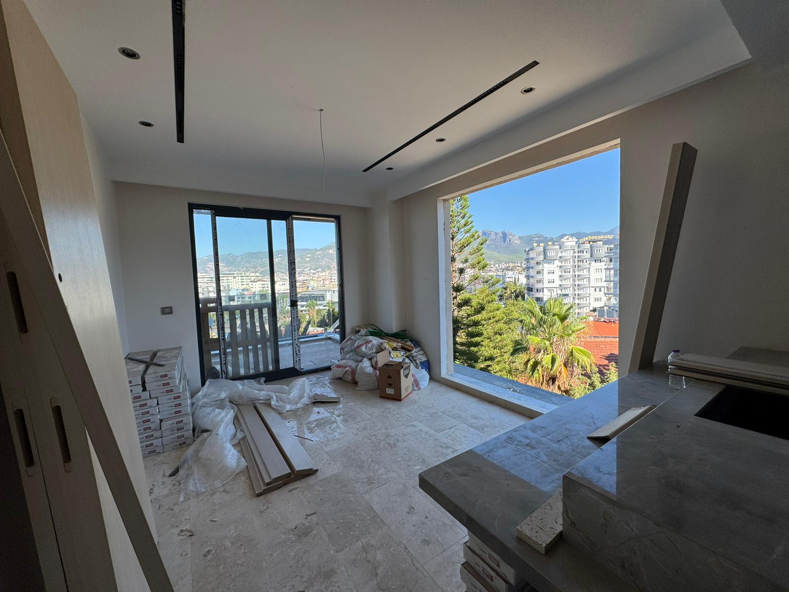 土耳其阿拉尼亚Tosmur区现代海滨公寓：2025年落成尊享五星配套