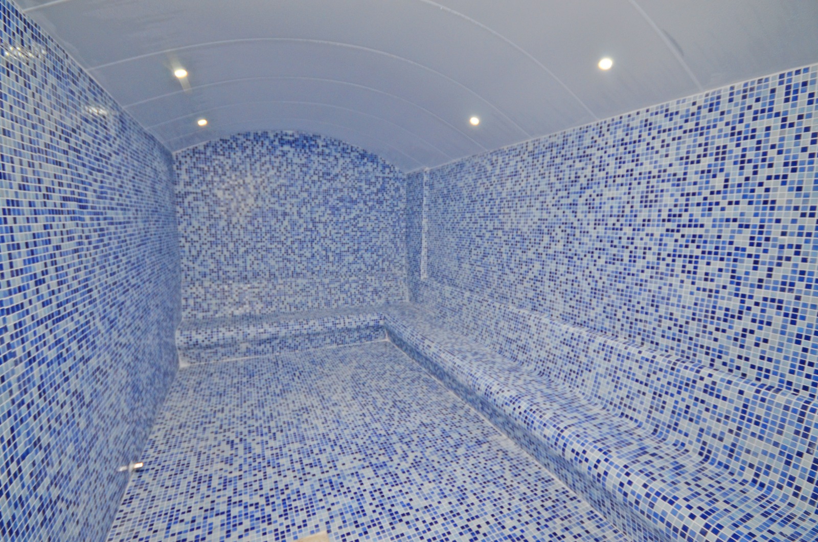 Сучасна Квартира в Паялларі, Аланія: Сімейна Резиденція з Розкішним Садом