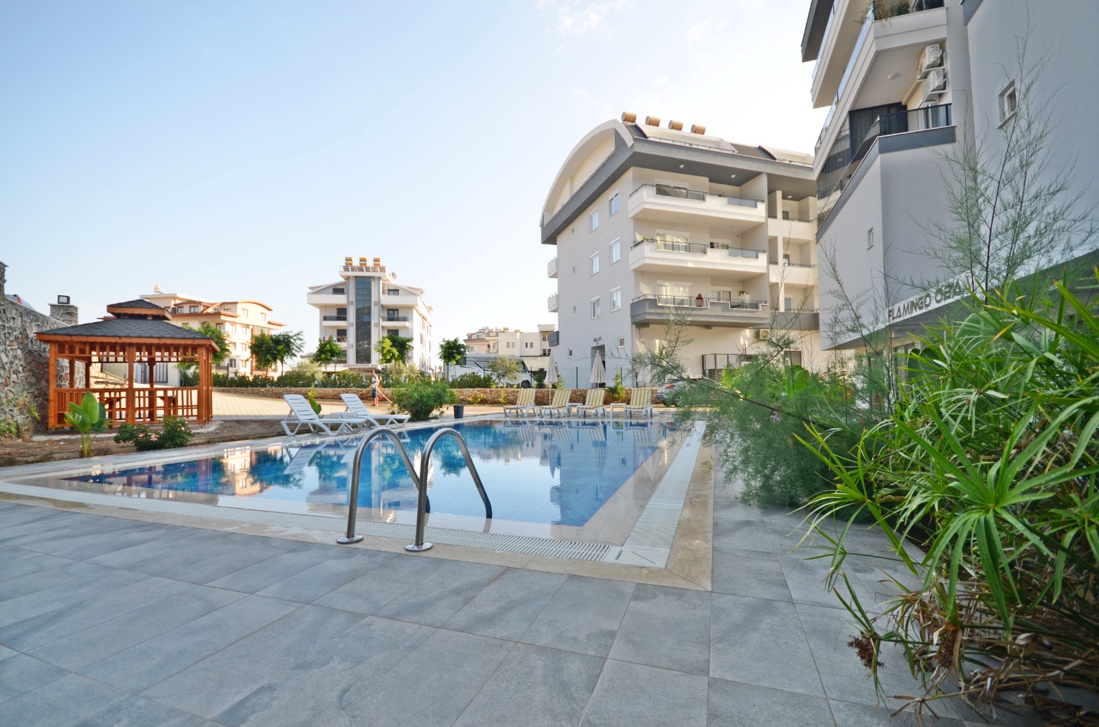 土耳其阿兰尼亚Oba区现代1+1公寓：坐拥泳池桑拿配套，尊享品质生活