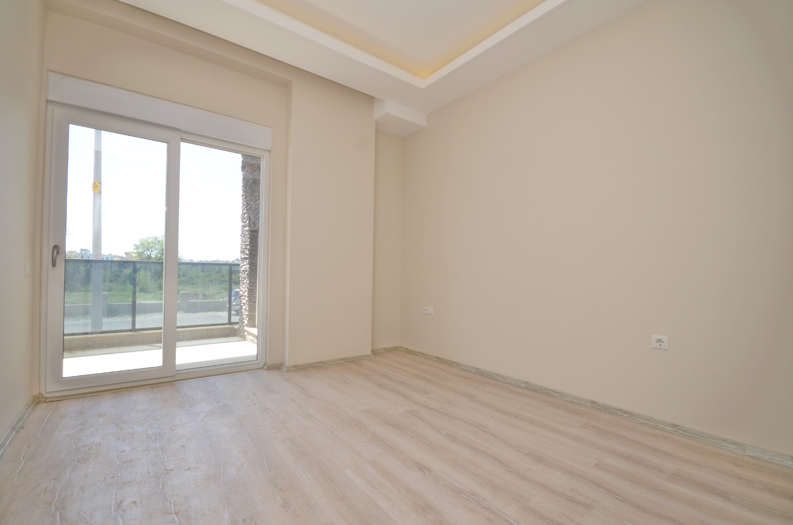 Просторная семейная квартира в Оба, Аланья, с садом и бассейном