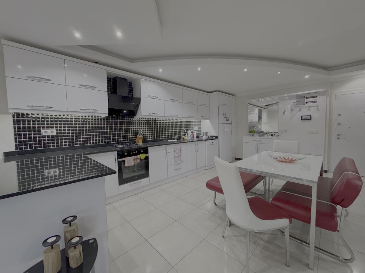 阿拉尼亚凯斯特尔豪华精装公寓出售，尊享私人桑拿与壁炉