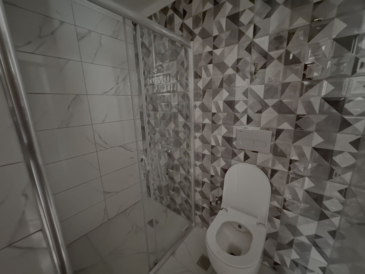 Moderni perheasunto Payallarissa – laajat mukavuudet perheille