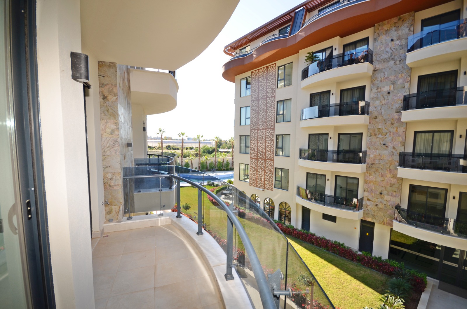 Moderne Residenz-Wohnung in Oba, Alanya mit exklusiven Annehmlichkeiten