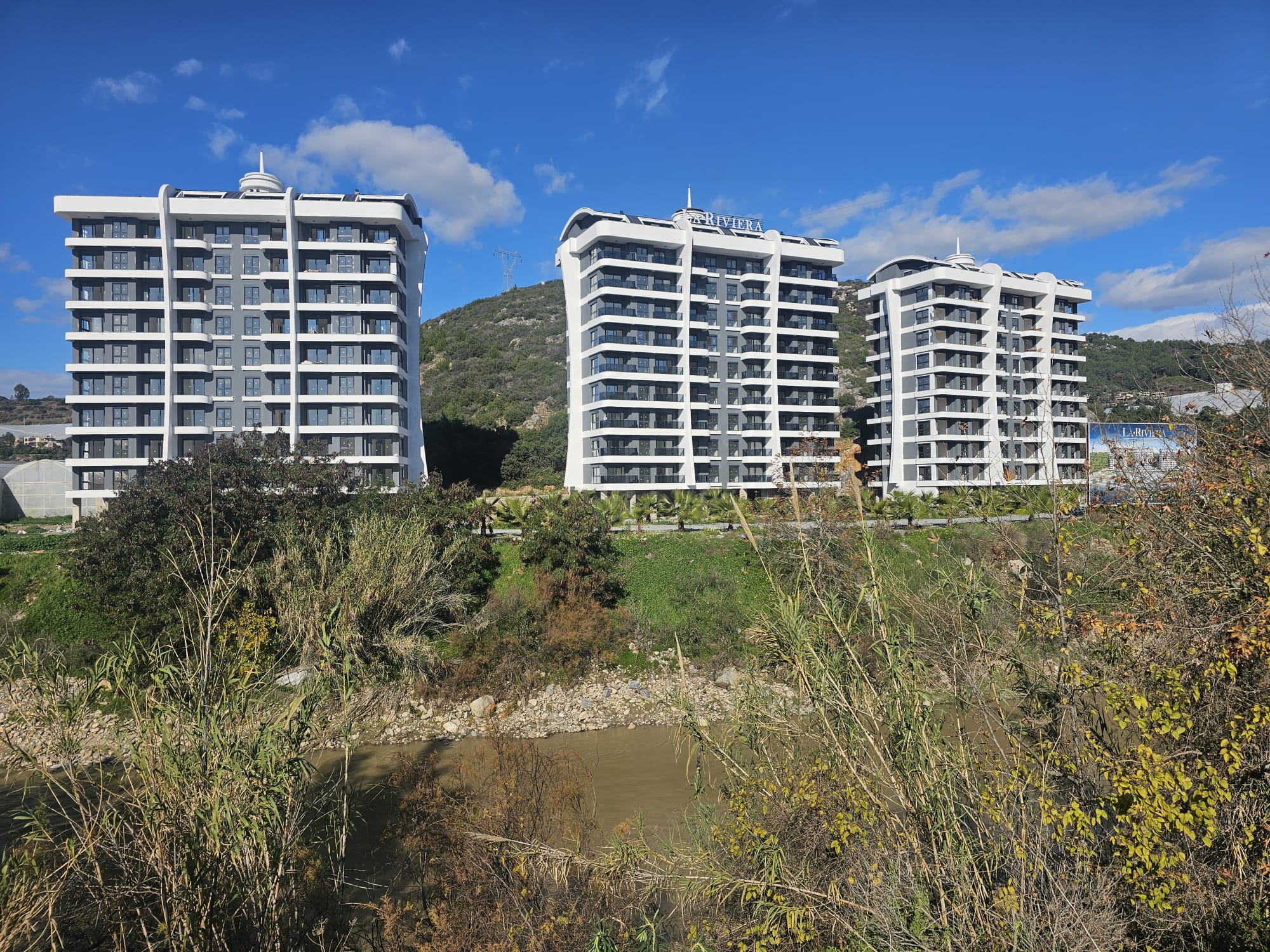 地中海康养华邸：土耳其阿兰亚Demirtaş高品质海景公寓现房发售