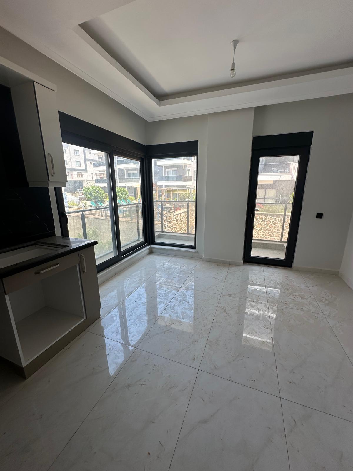 Moderne Etagenwohnung in Alanya-Oba mit Erdgasanschluss