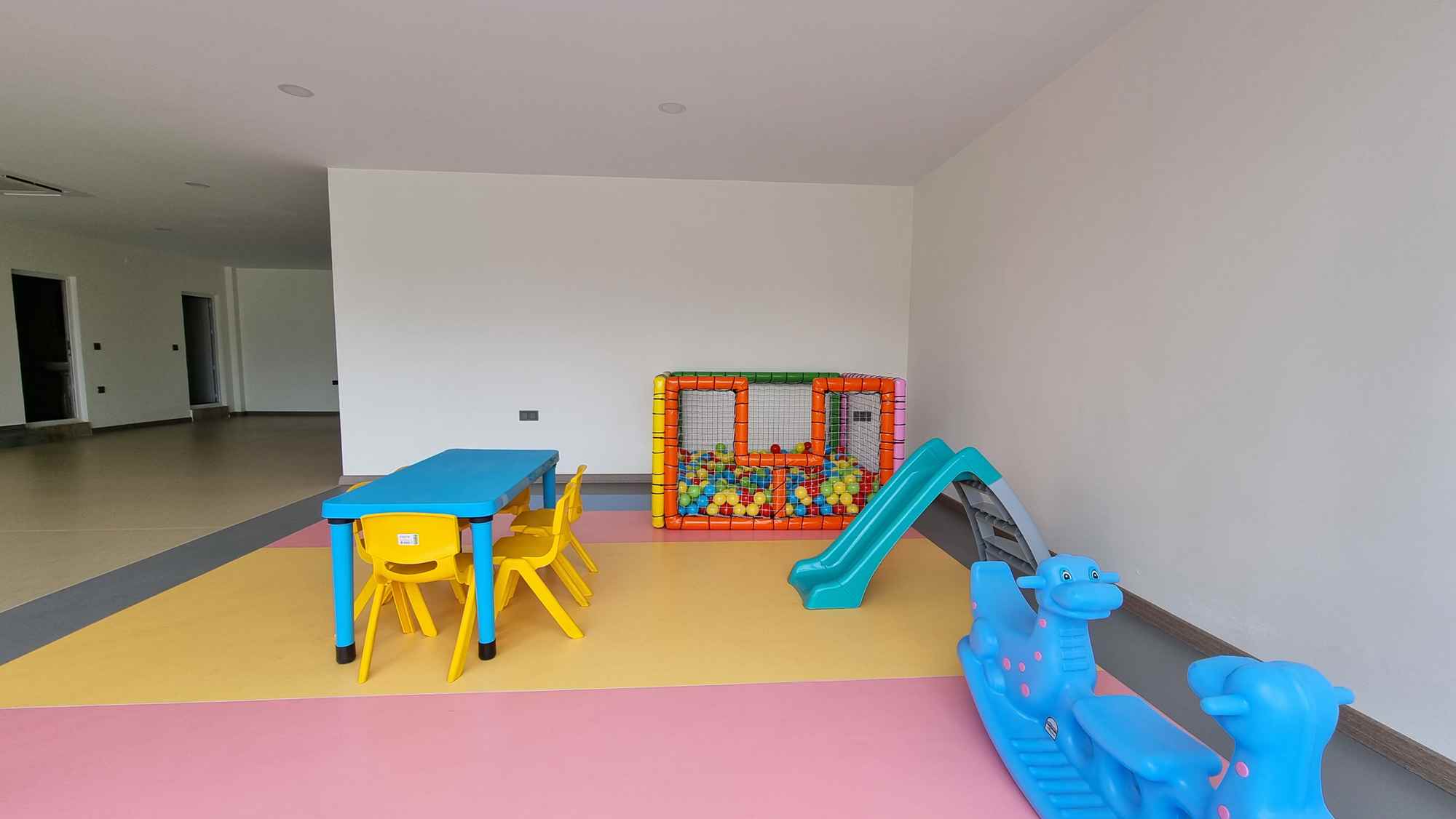 Møbleret duplex-lejlighed med privat have i Kargicak