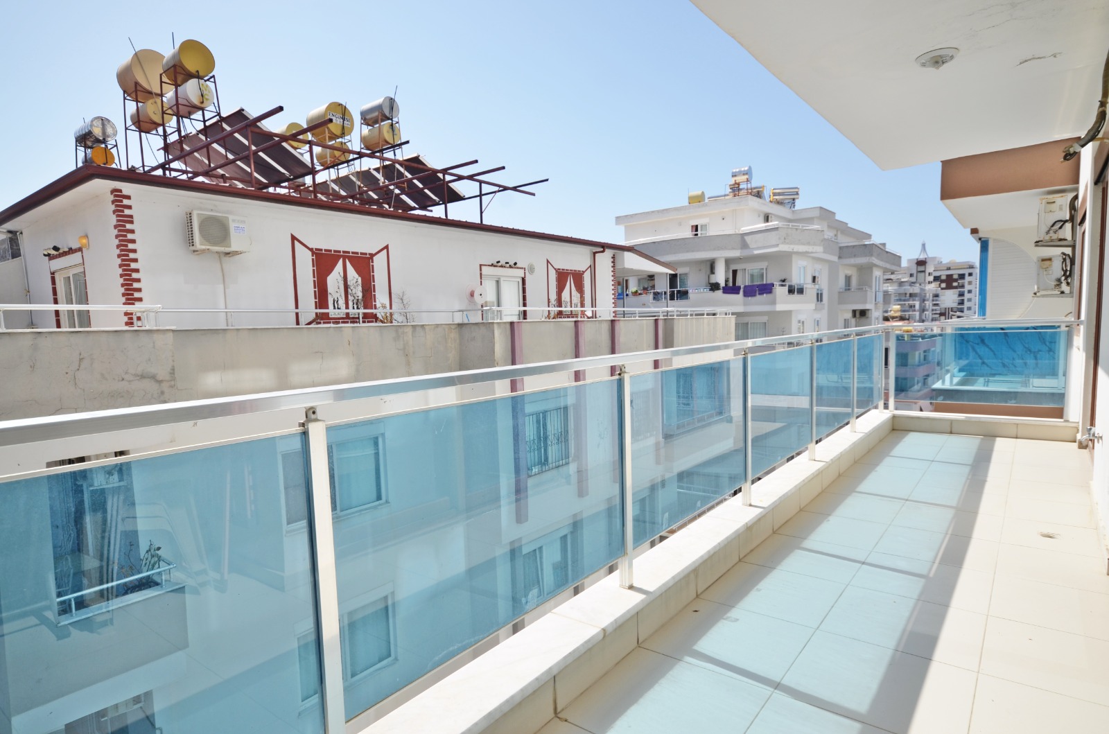 Alanya Mahmutlar'da Eşyalı, Kapsamlı Olanaklı Modern Daire