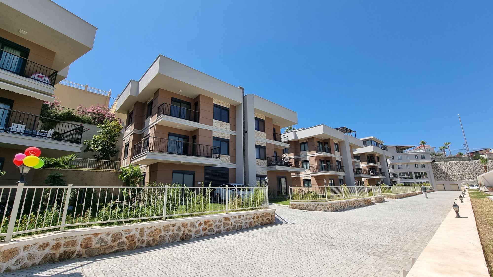 Møbleret duplex-lejlighed med privat have i Kargicak