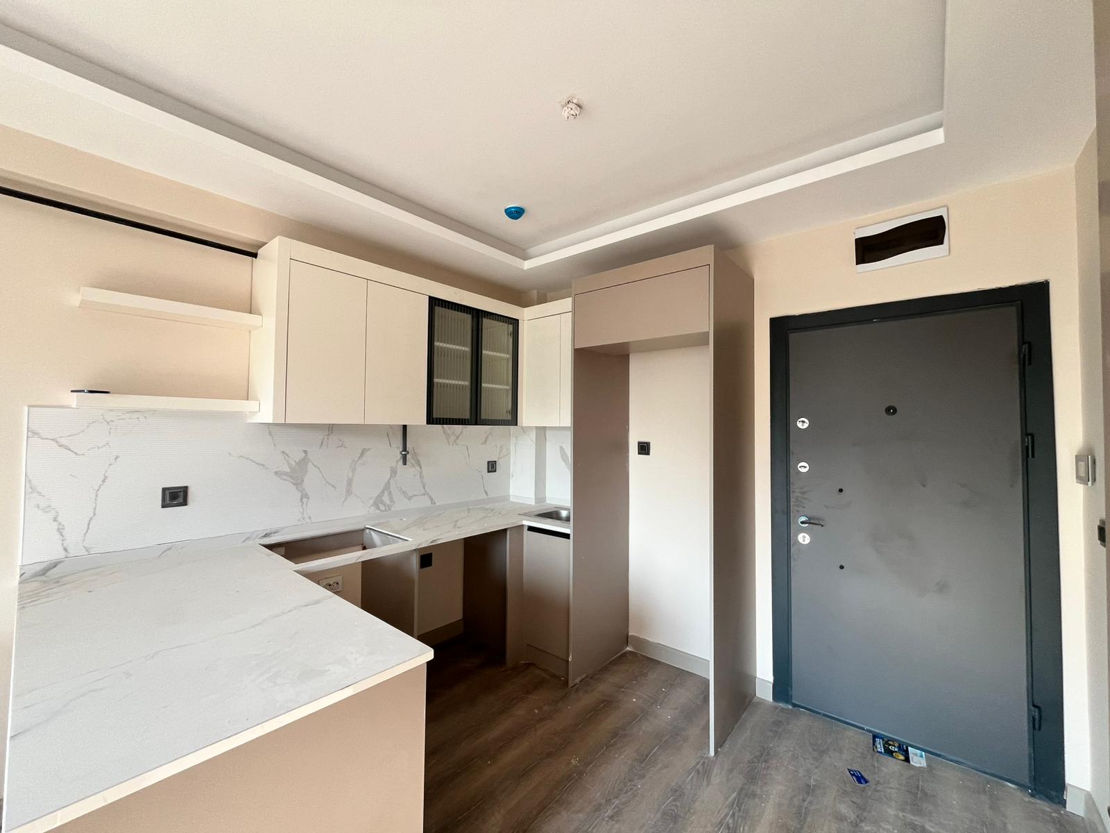 Moderne 2-roms leilighet nær stranden i Mersin Tomuk