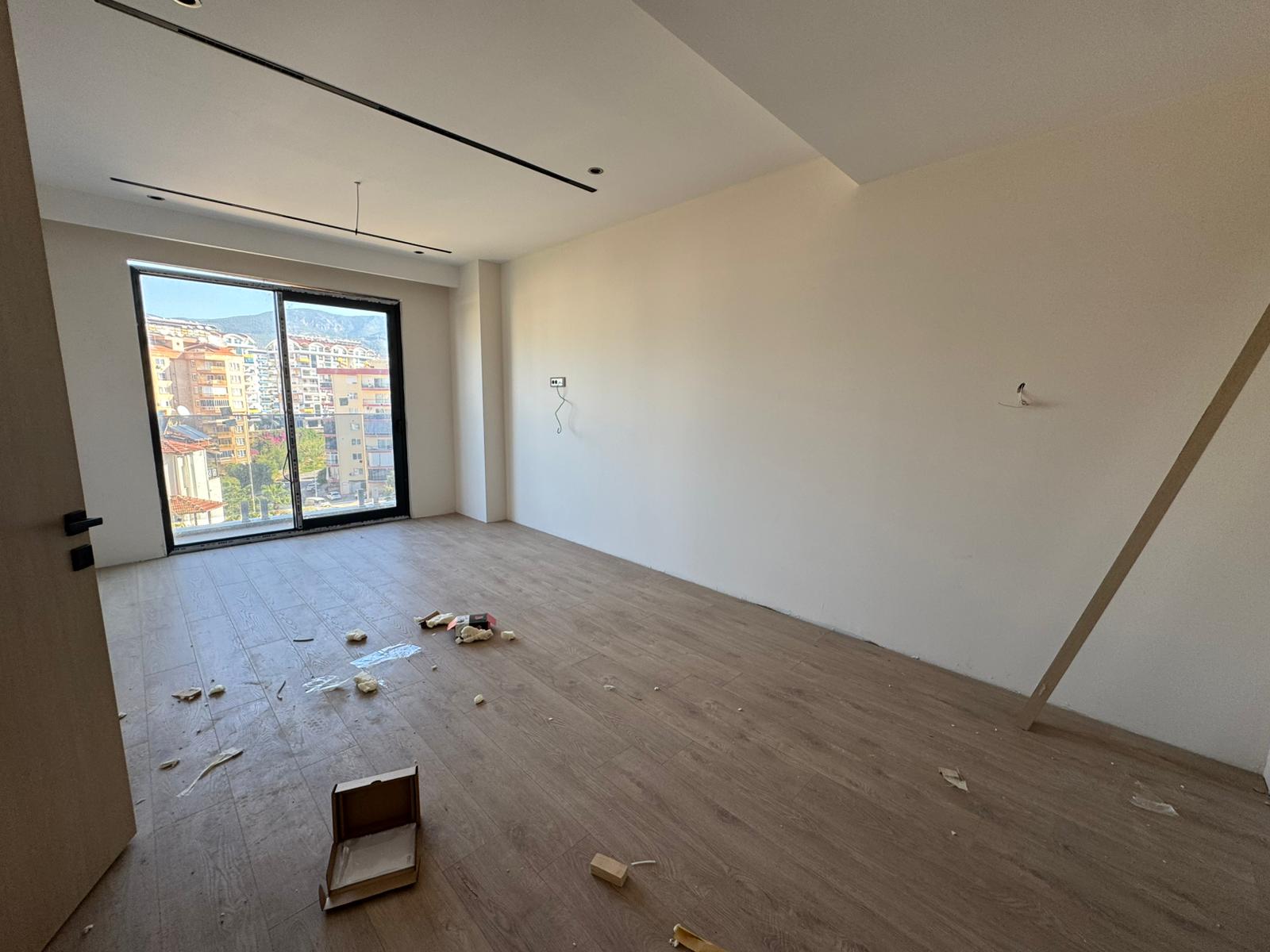 土耳其阿拉尼亚Tosmur区现代海滨公寓：2025年落成尊享五星配套