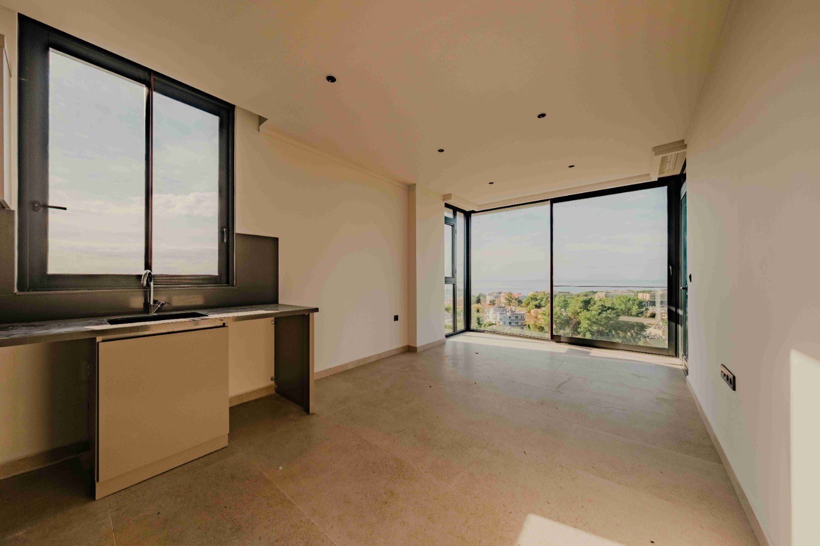 土耳其阿兰亚 Avsallar 现代海边公寓：投资与度假的理想之选