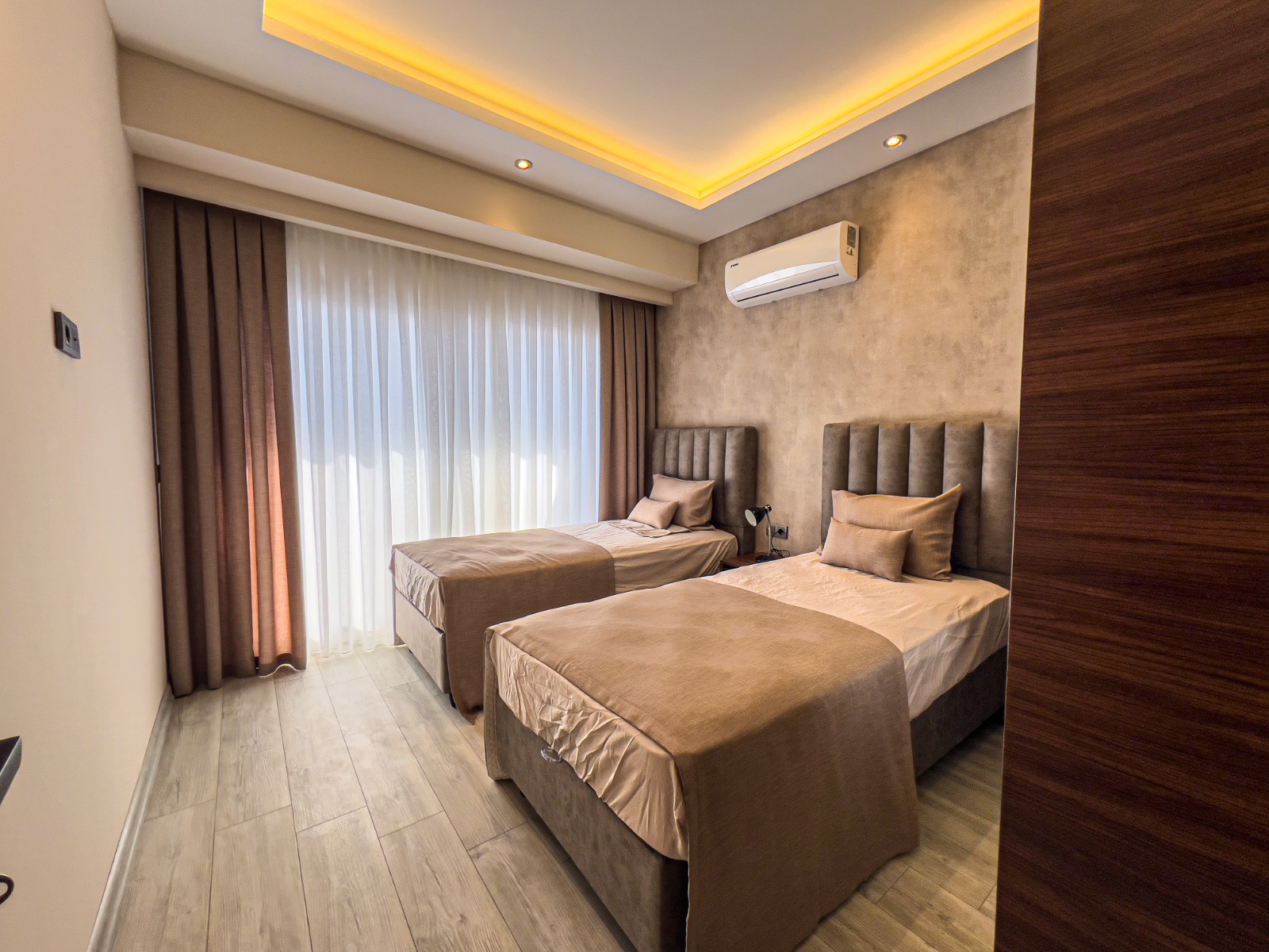 Spacious Modern Apartment for Sale in Hasbahce Alanya with Extensive Facilities