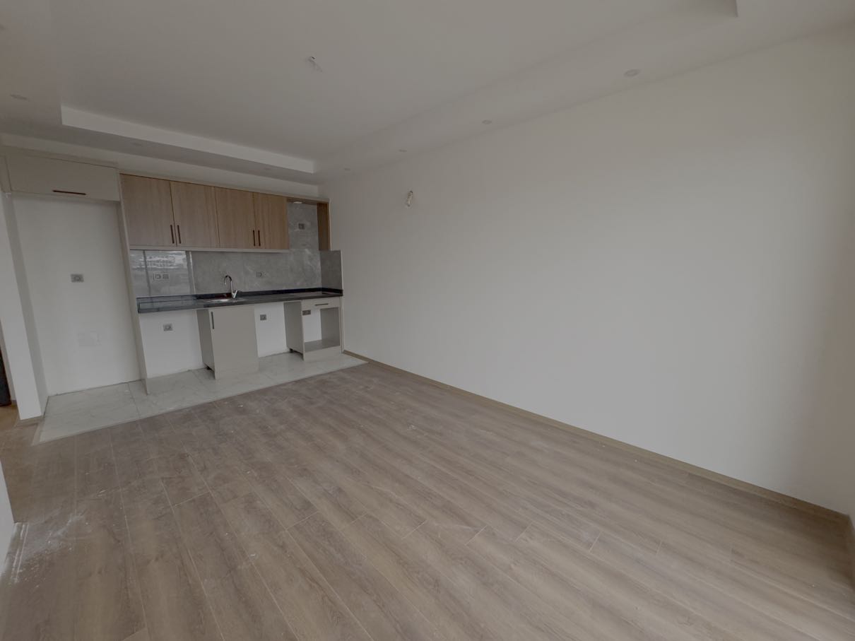 Moderni perheasunto Payallarissa – laajat mukavuudet perheille