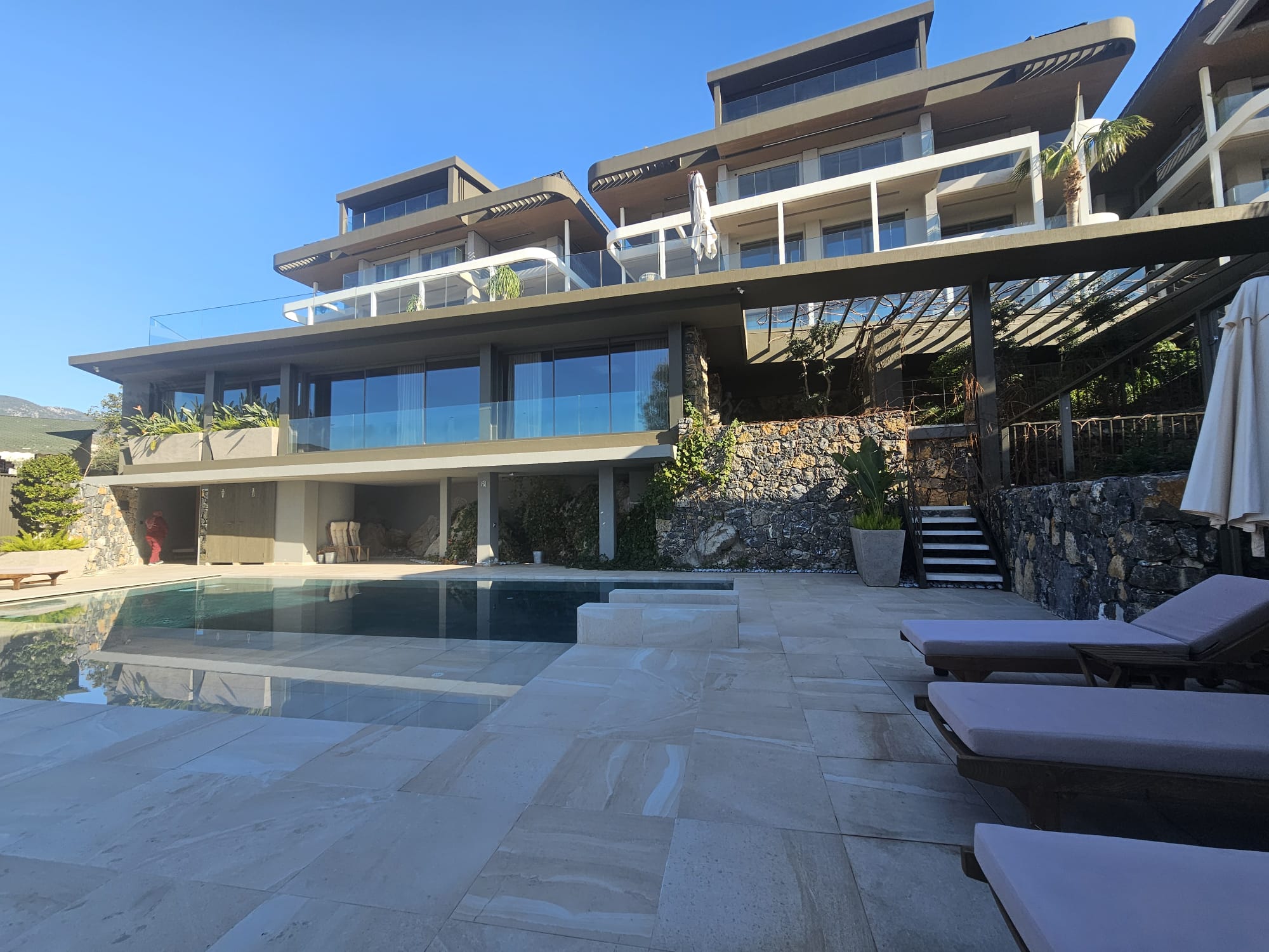 Elegant Lägenhet i Centrala Alanya – Havsnära och Modern