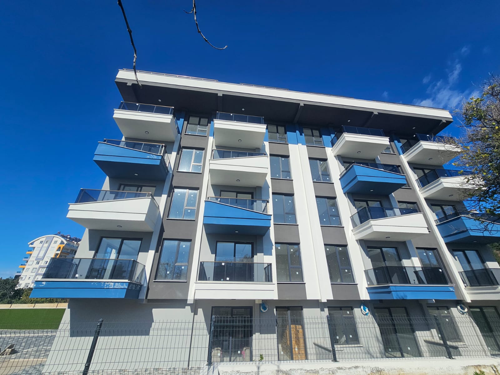 Moderne Kystbolig: Eksklusive Leiligheter til Salgs i Demirtas, Alanya