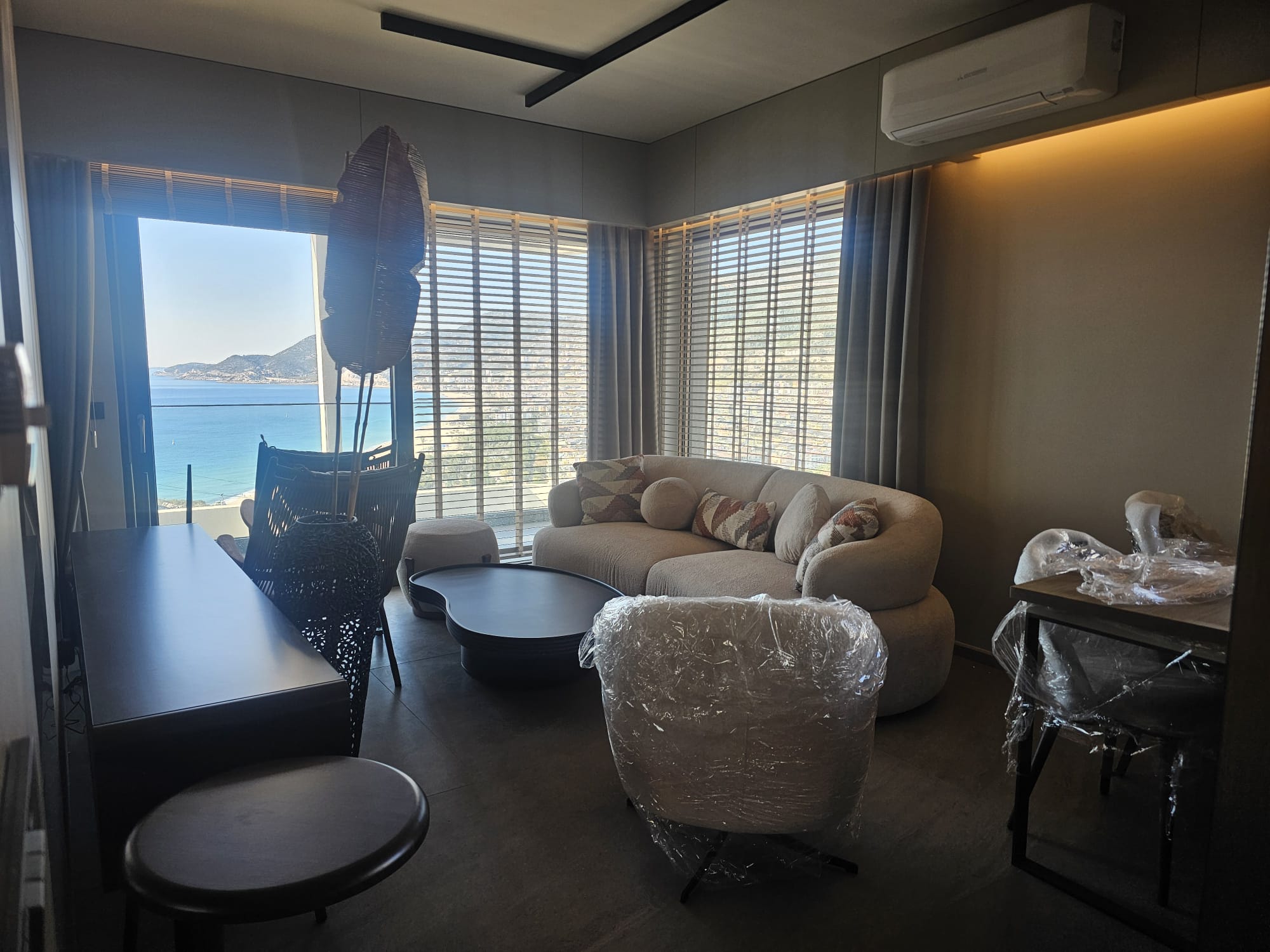 Elegant Lägenhet i Centrala Alanya – Havsnära och Modern