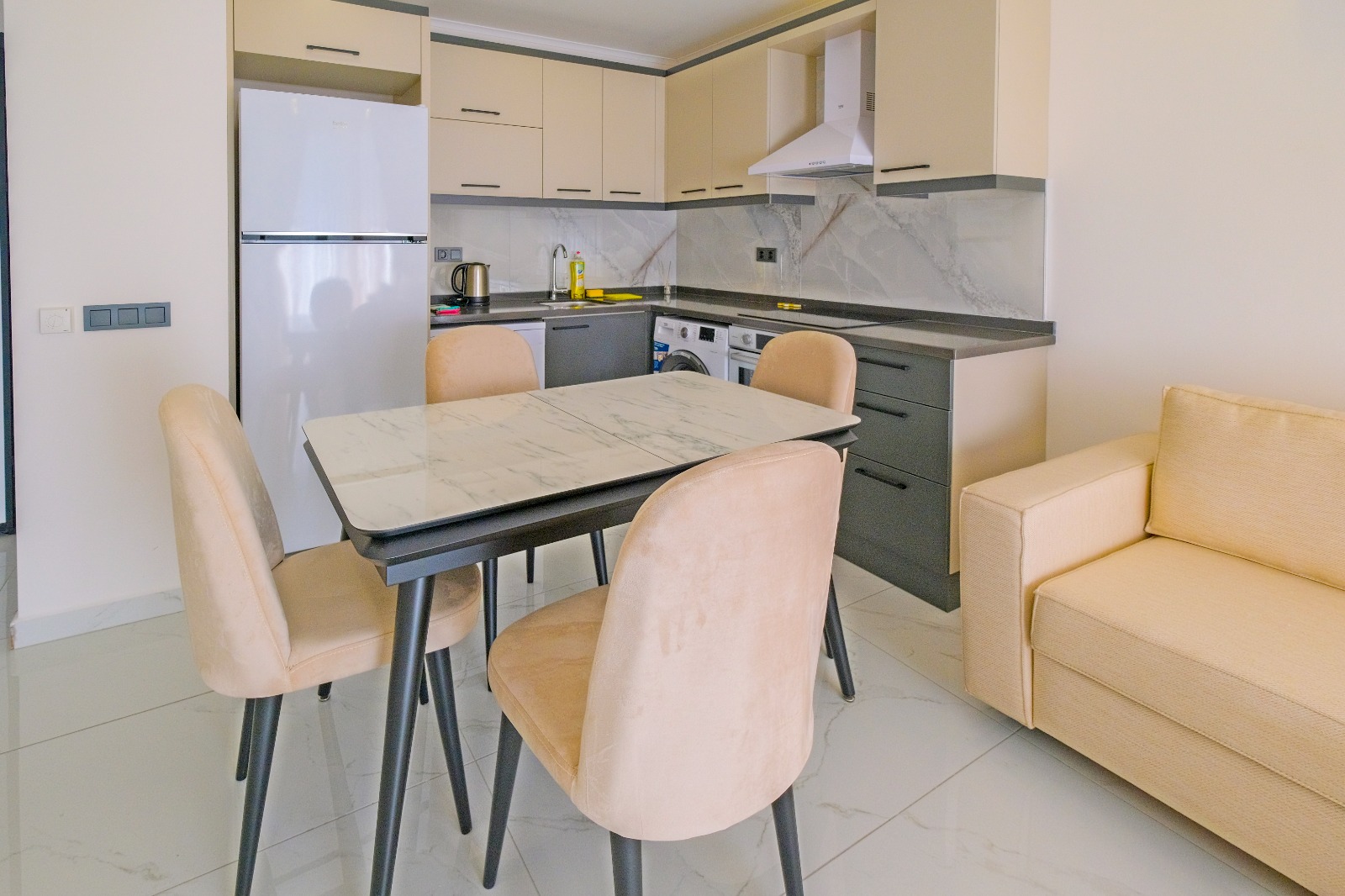 Résidence Moderne et Meublée à Alanya avec Prestations de Standing