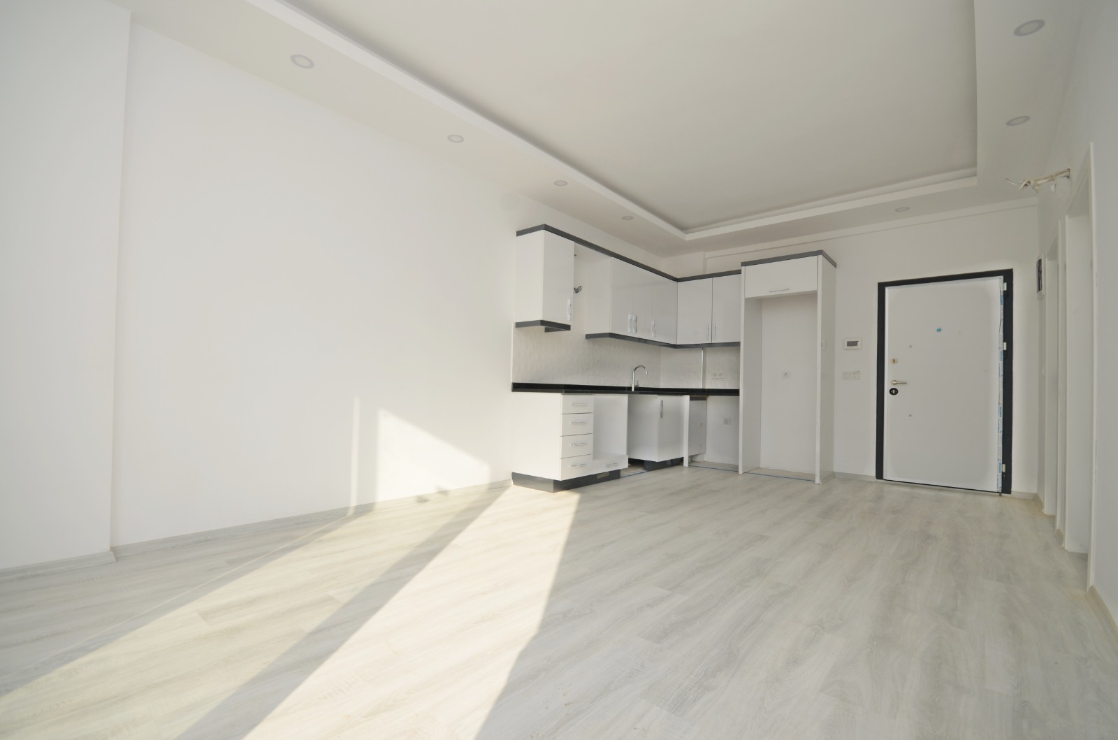 土耳其阿兰尼亚Oba区现代1+1公寓：坐拥泳池桑拿配套，尊享品质生活