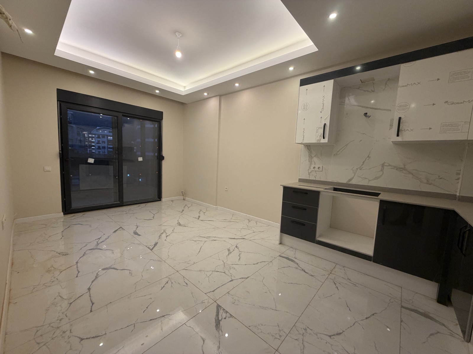 阿兰尼亚 Oba 区现代花园公寓：近医院，理想的全年居住投资选