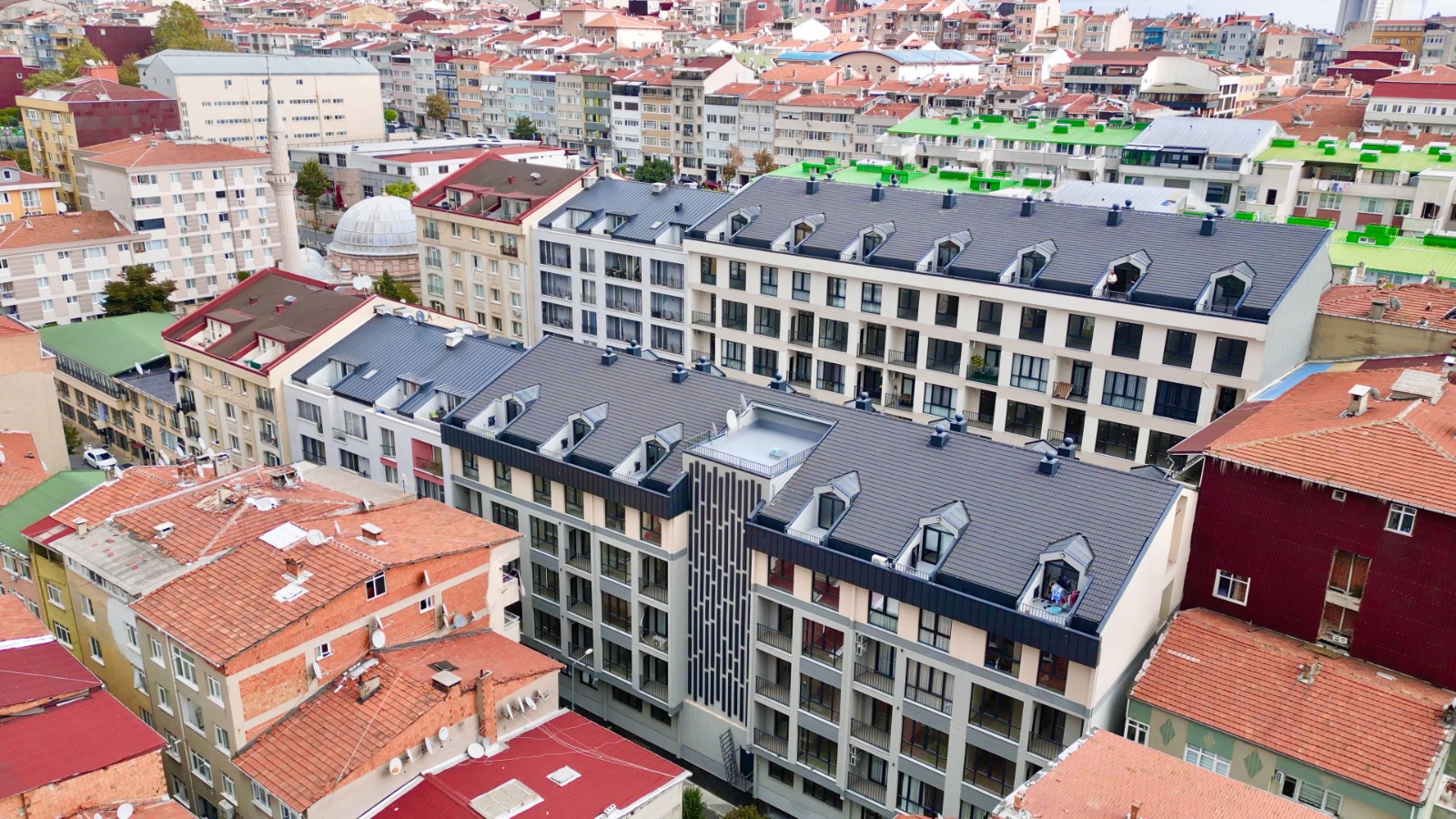 Moderne lejlighed til salg i Istanbul med wellness for hele familien