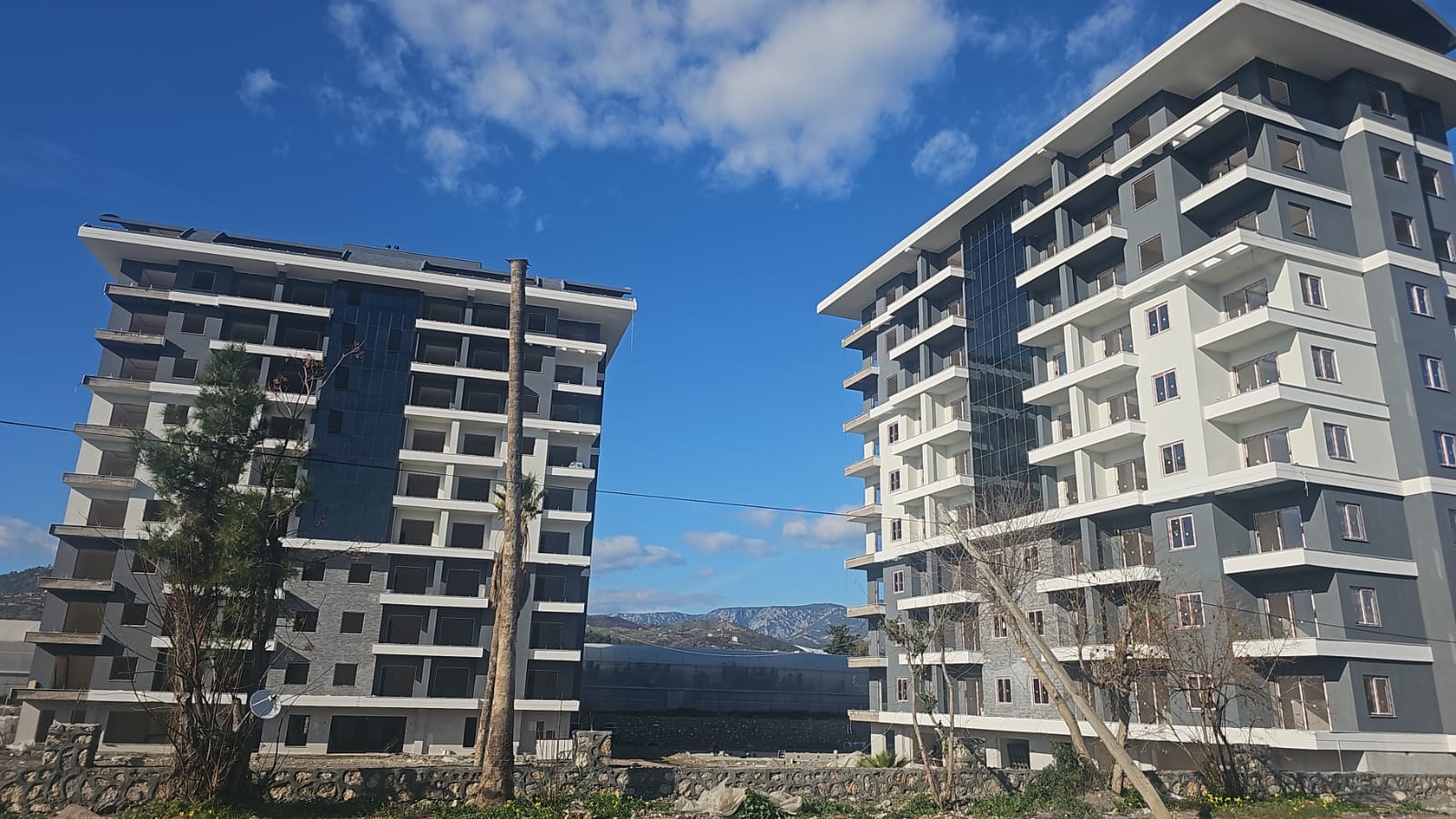 德米尔塔什河畔尊邸：奢华公寓与复式，静享地中海生活